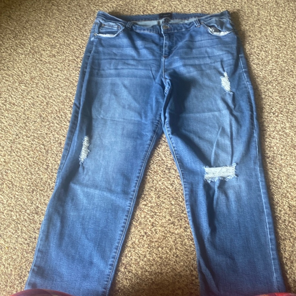 Jeans size 22